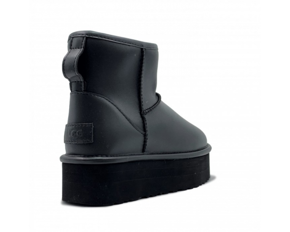 UGG Classic Mini Platform Matte Black